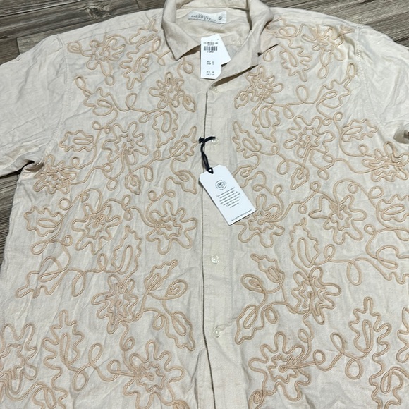 Men’s casual button down ￼ Abercrombie and Fitch size XL - Picture 1 of 3